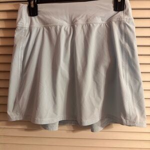 Lululemon Pace Rival Mid-Rise Skirt *Extra Long
Powder Blue Size 4